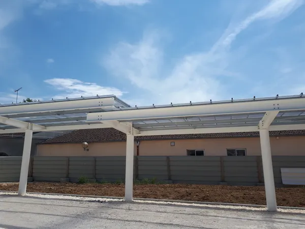 Collège Stéphane Mallarmé — Auvent polycarbonate, Fontenay-Trésigny — photo 1